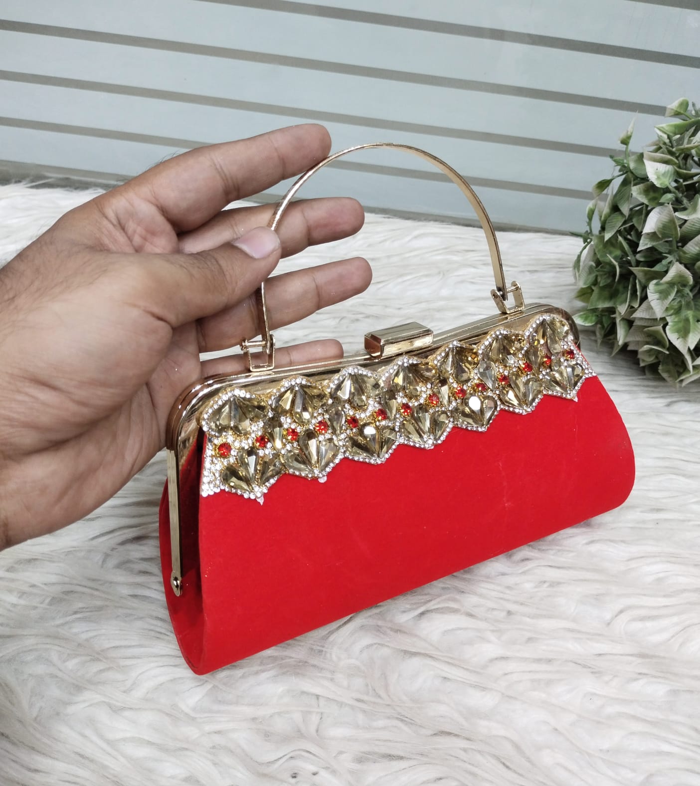 High Quality Metal Clutch for Girls